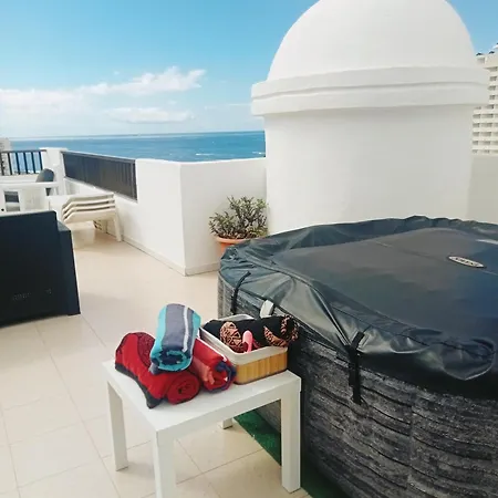 Garajonay Atico Costa Adeje & Jacuzzi& Barbacoa Gran Terraza Apartmán *