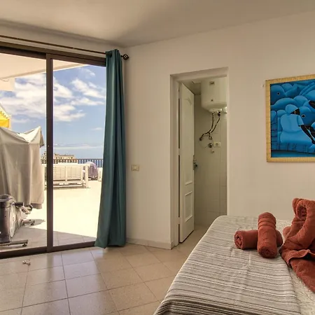 アパート Garajonay Atico Costa Adeje & Jacuzzi& Barbacoa Gran Terraza *